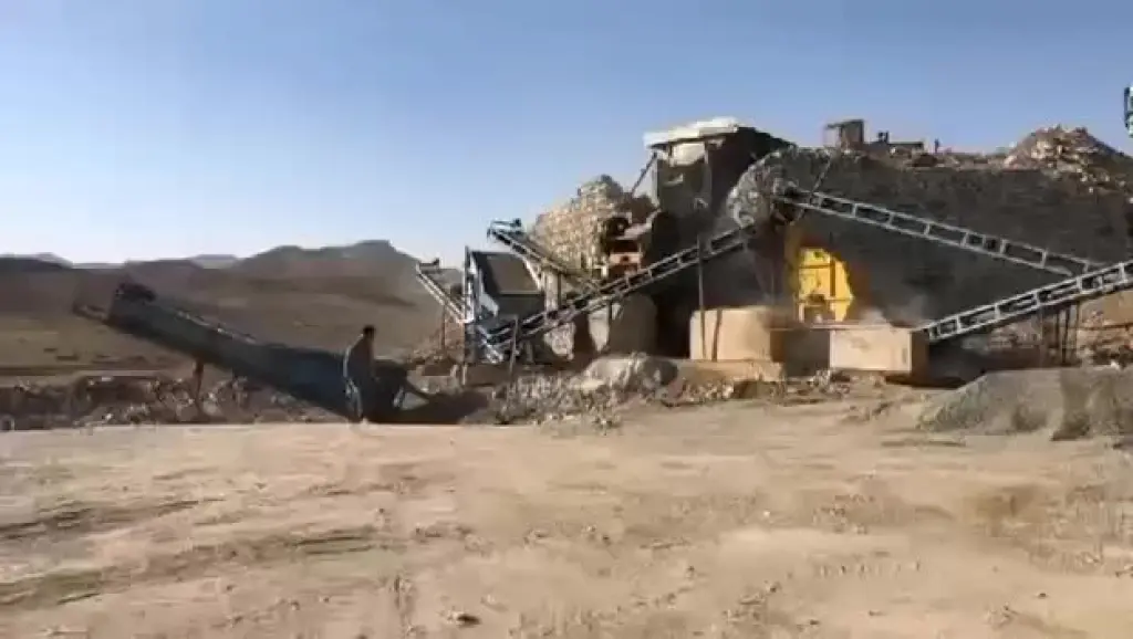 فروش اداری و تجاری 100 متری در مقدم