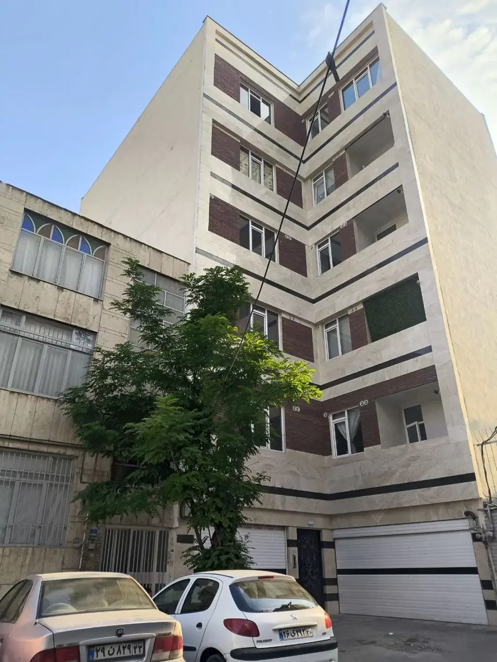 فروش آپارتمان 93 متری در خزانه