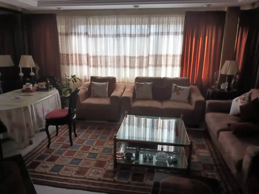 فروش آپارتمان 120 متری در ونک