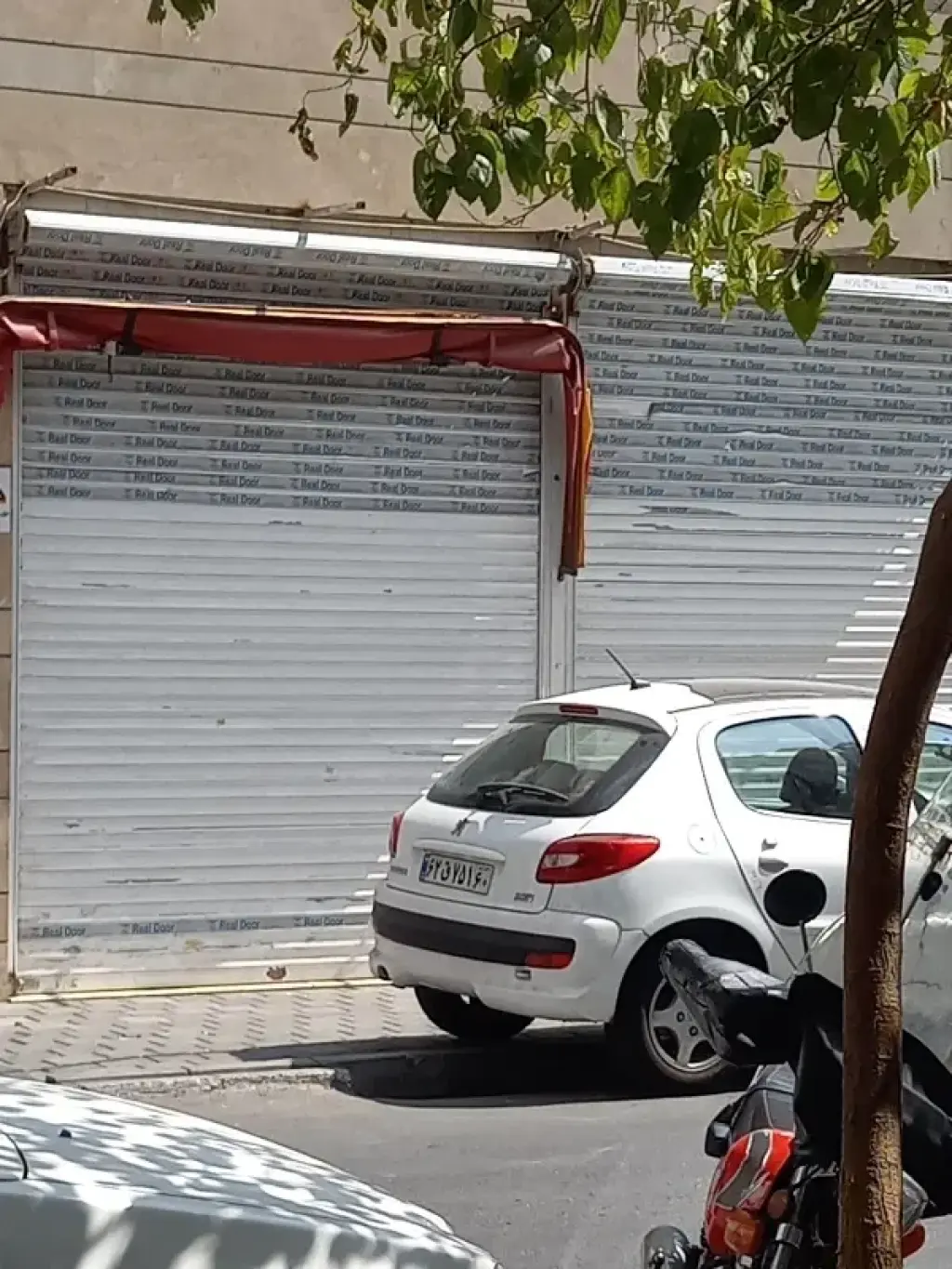 اجاره اداری و تجاری 26 متری در شهید اسدی