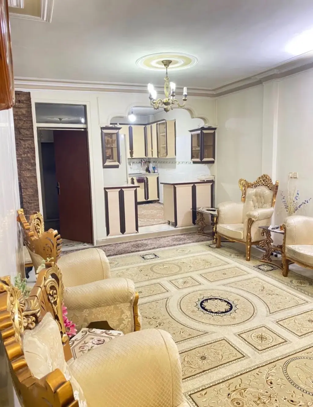 فروش آپارتمان 60 متری در حمزهآباد