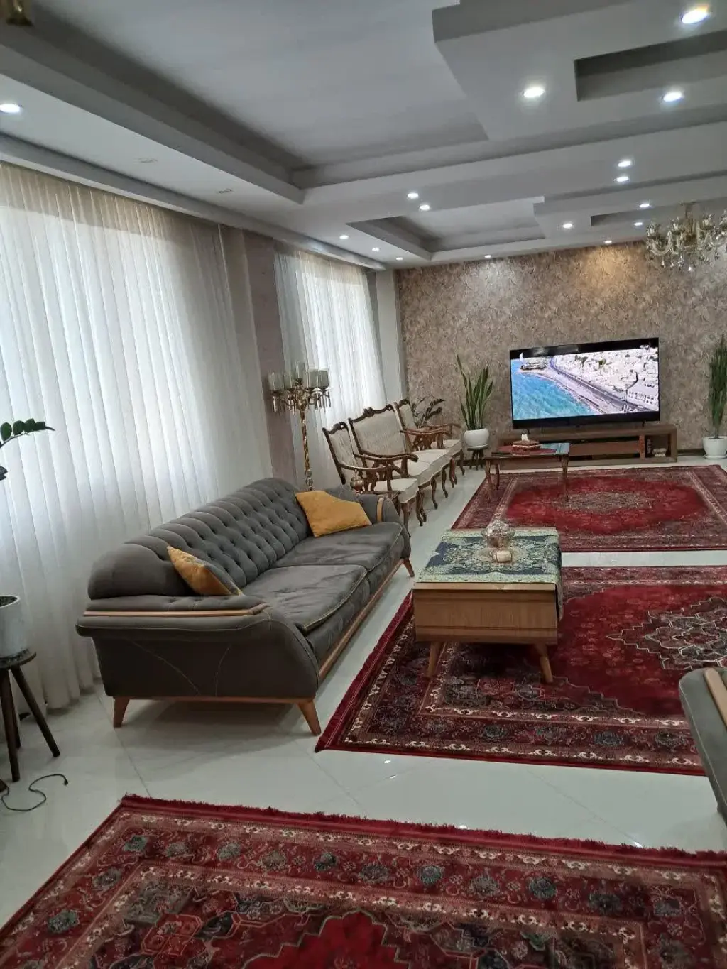 فروش آپارتمان 130 متری در تسلیحات
