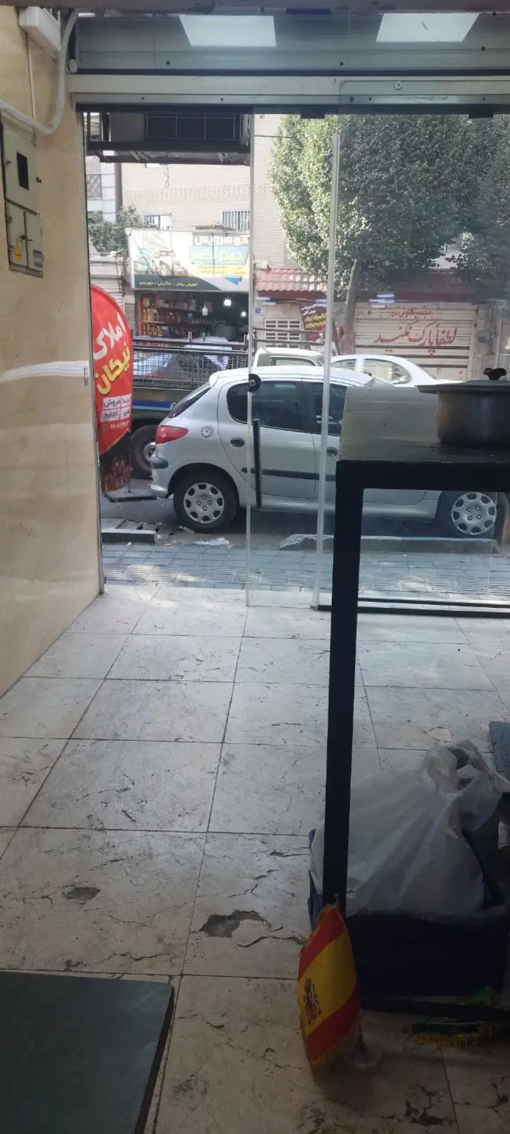 فروش اداری و تجاری 15 متری در یافت آباد جنوبی