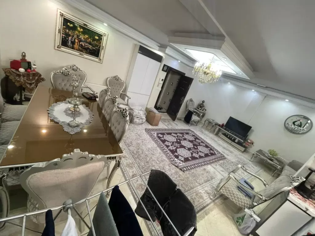 سه طبقه فروش یکجا