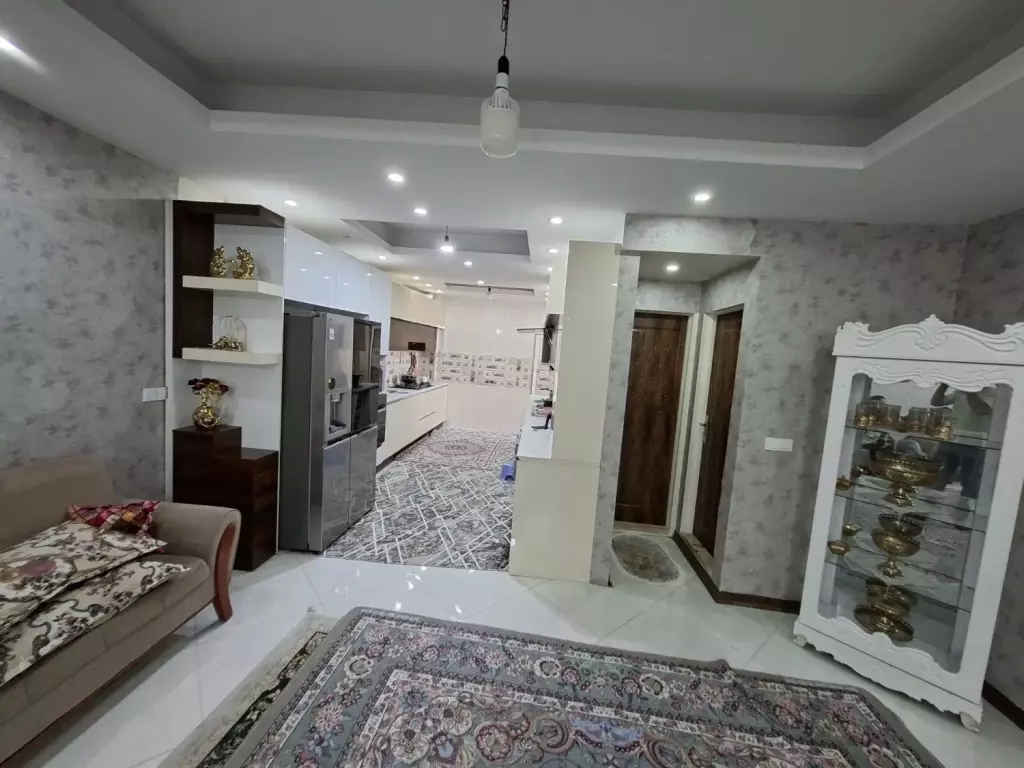 واحد 100 متری فول کامل