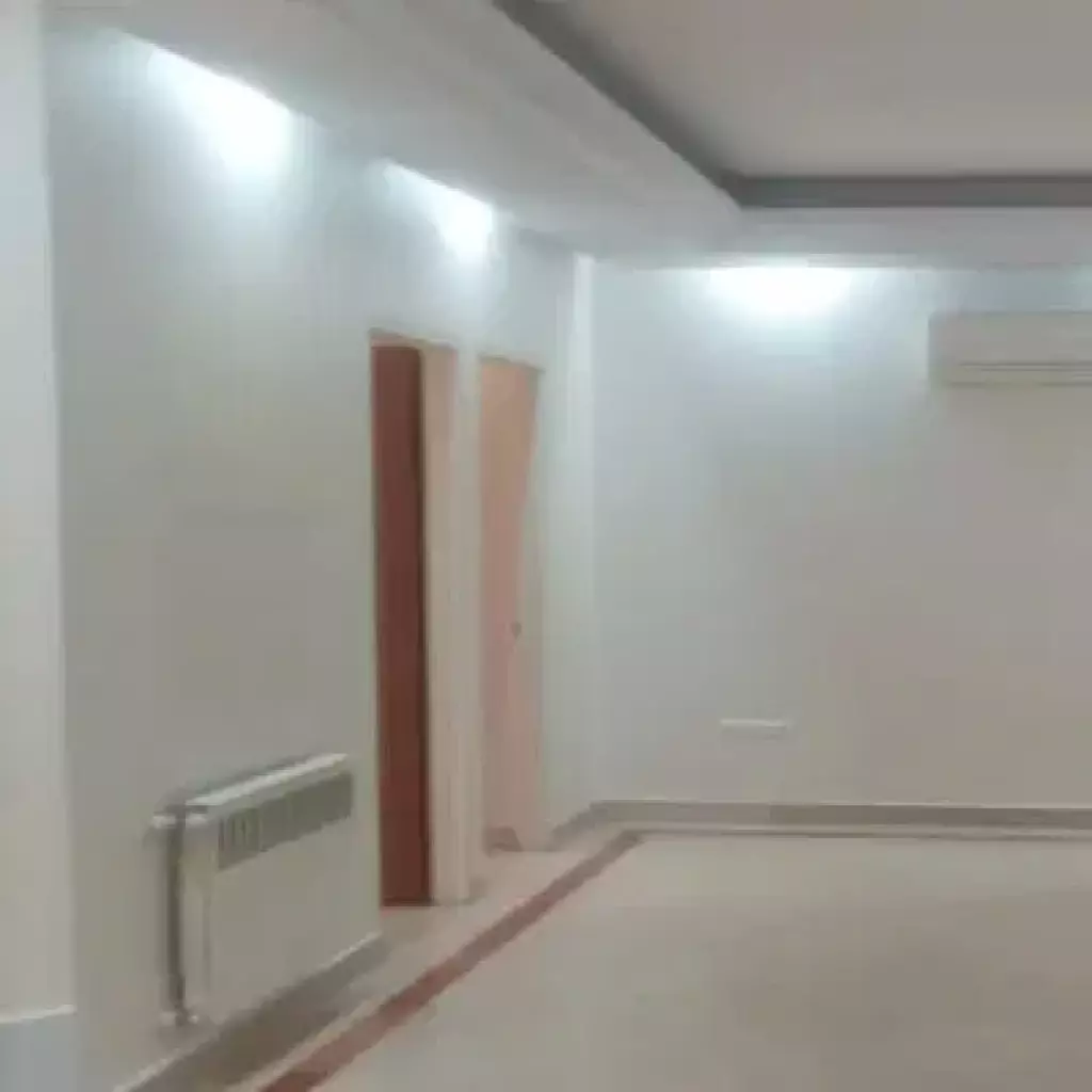 100 متر شرایطی بدون ودیعه