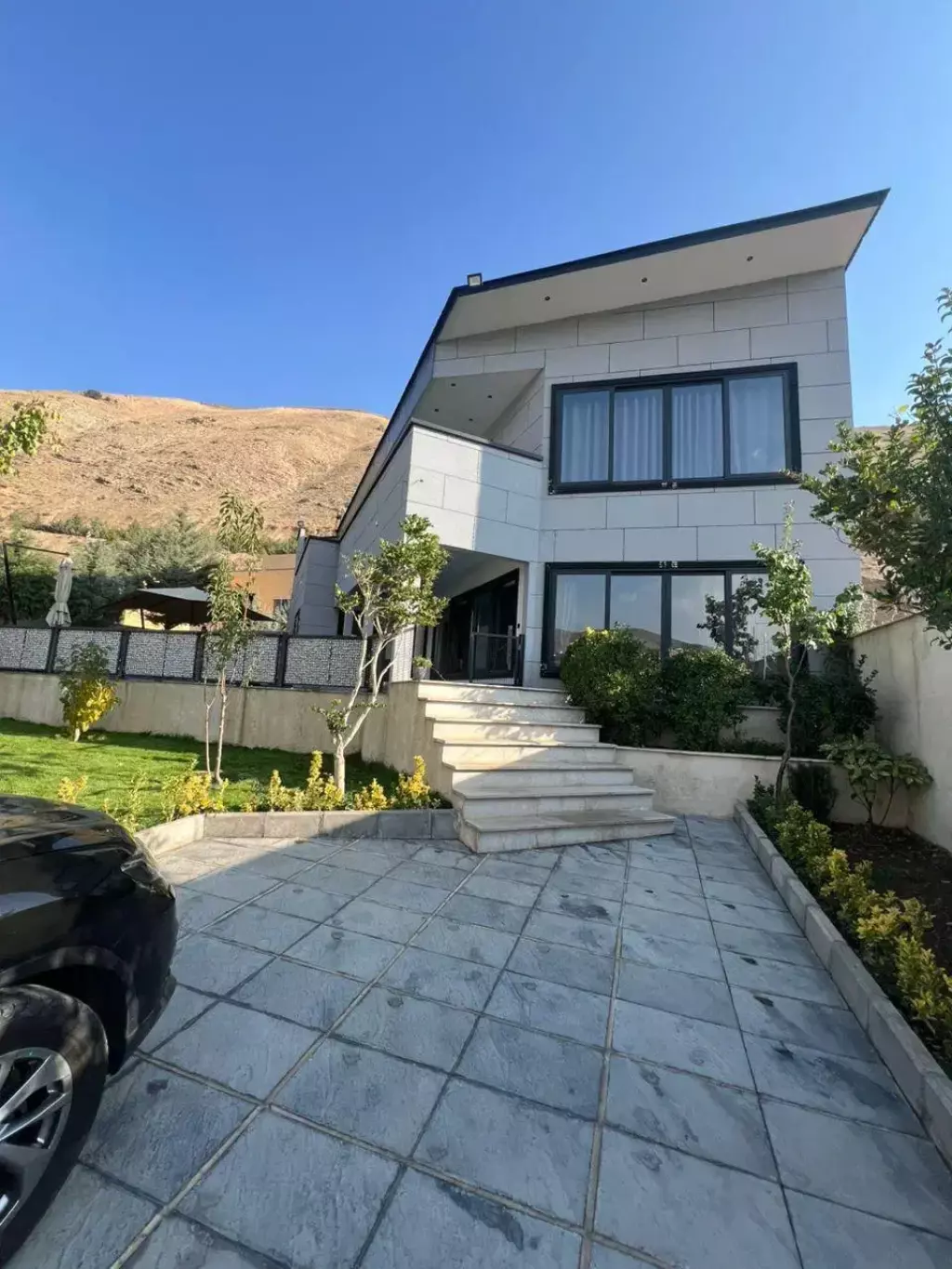 فروش خانه و ویلا 680 متری در فرمانیه