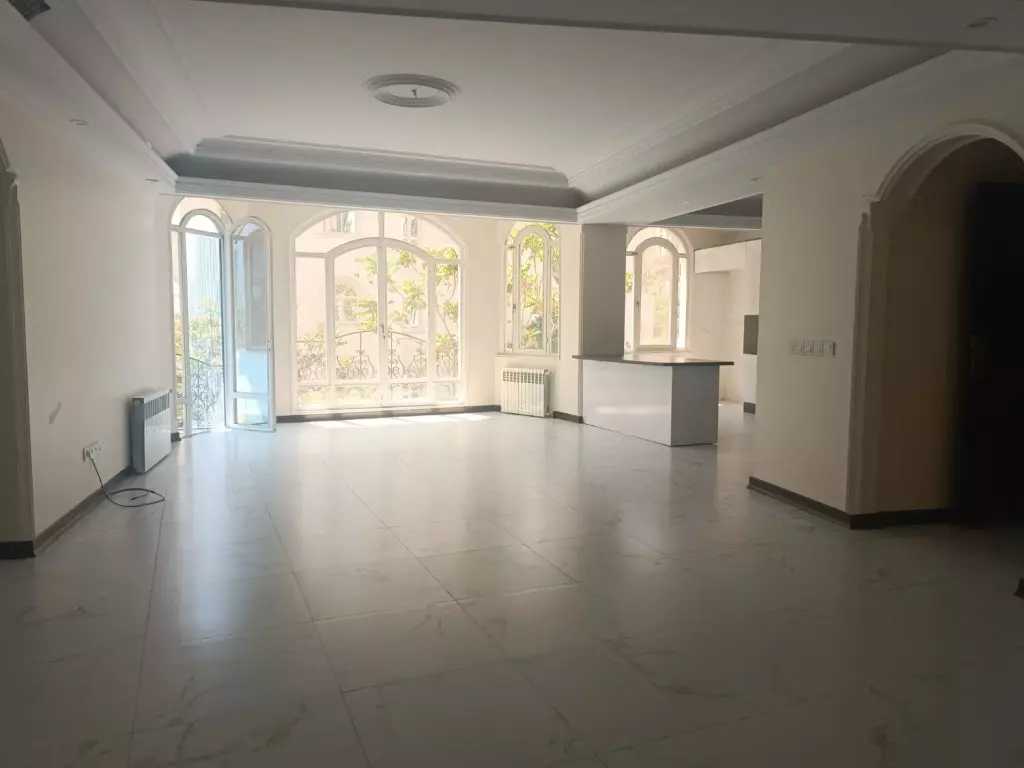 فروش آپارتمان 100 متری در کوی فراز