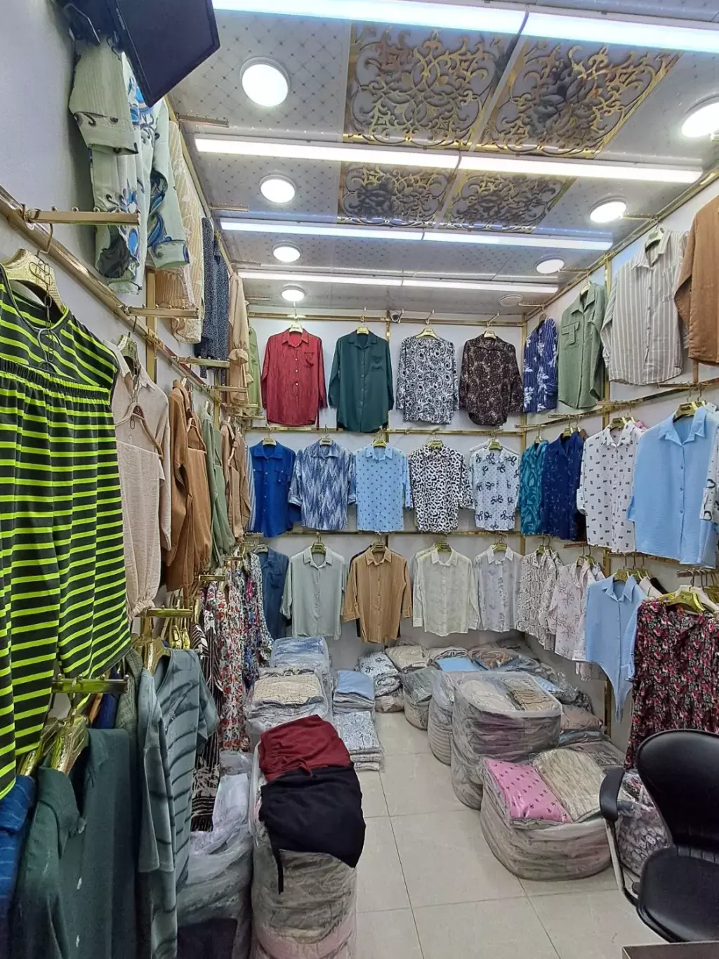 فروش اداری و تجاری 10 متری در بازار