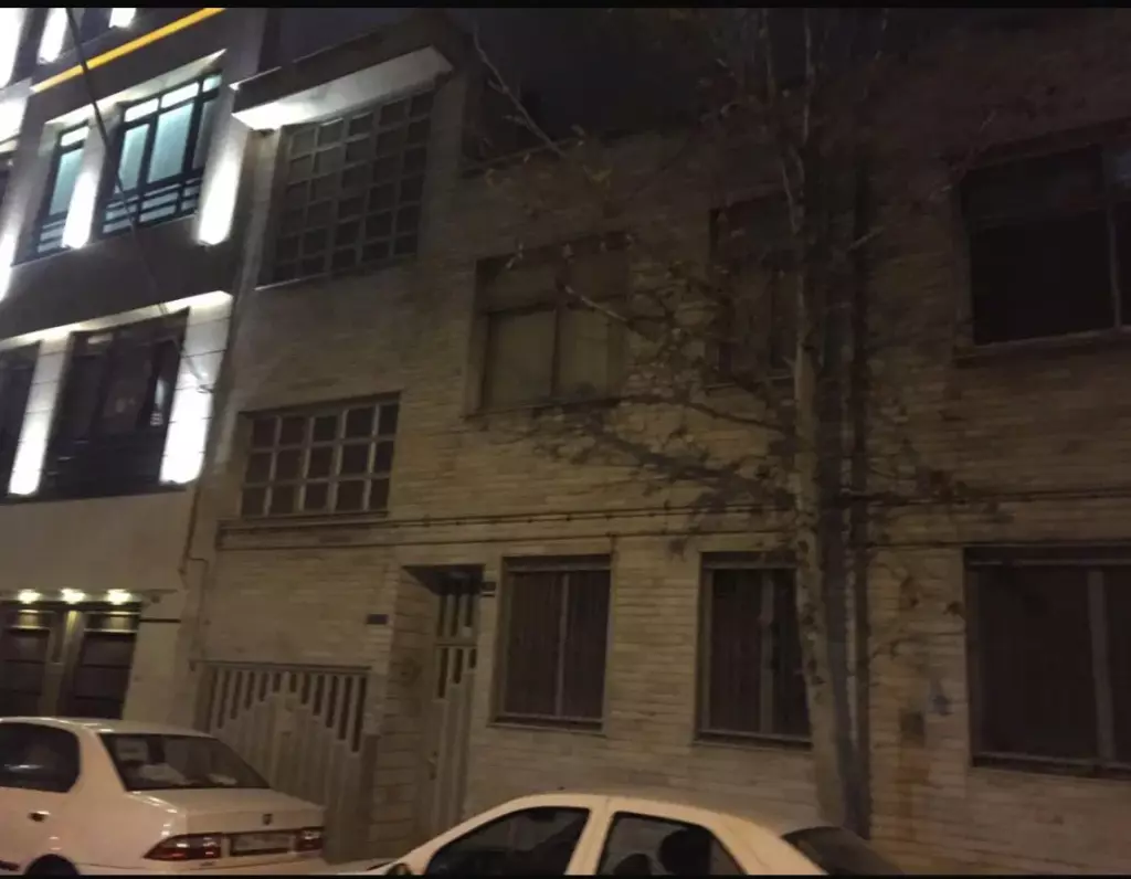 فروش خانه و ویلا 300 متری در قناتکوثر