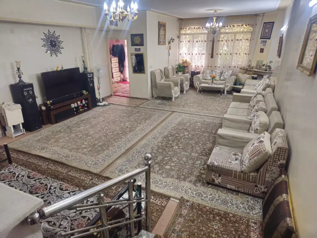 فروش آپارتمان 95 متری در دولتآباد