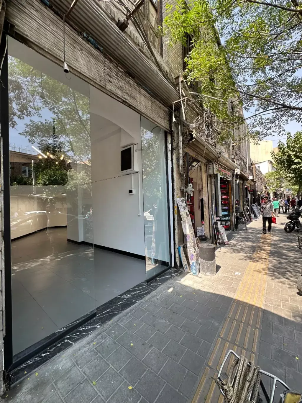 اجاره اداری و تجاری 70 متری در بهارستان