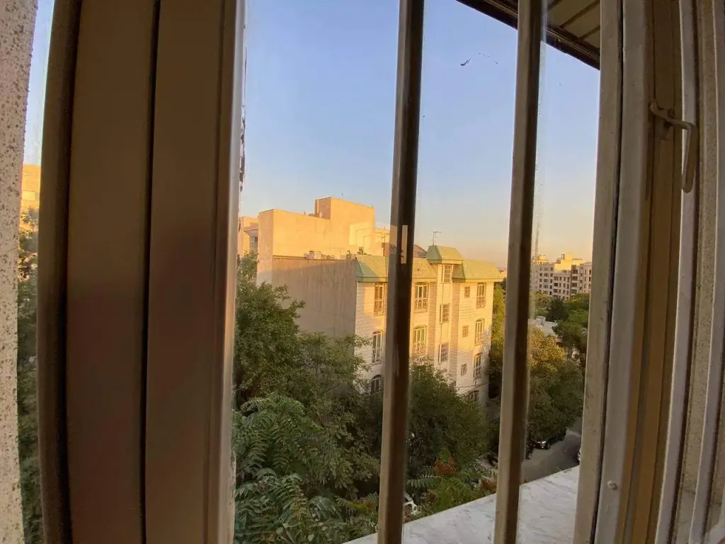 فروش اداری و تجاری 70 متری در سهروردی